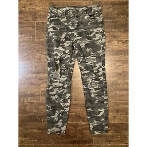 Vanilla Star Women's Mid-Rise Camouflage Print Skinny Jean Size 11